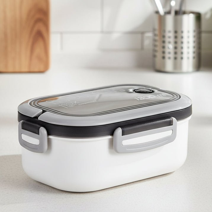 BENTOMATE Two-Layer Bento Lunch Box with Cutlery 1