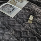 Double-Sided Fleece Throw Blanket — Ultra-Soft Winter Comfort 2