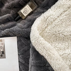 Double-Sided Fleece Throw Blanket — Ultra-Soft Winter Comfort 4