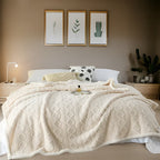 Double-Sided Fleece Throw Blanket — Ultra-Soft Winter Comfort 9