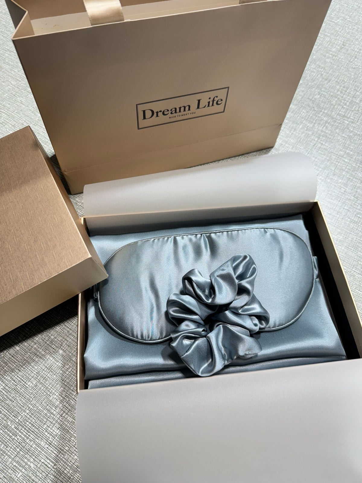 Mulberry Silk Sleep Set — Pillowcase, Eye Mask & Scrunchie 5