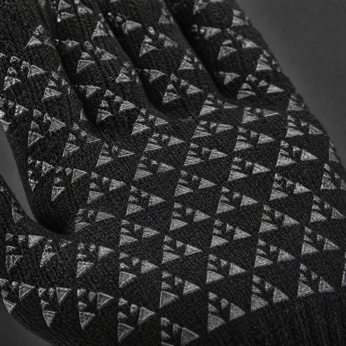 USB Knit Gloves — Touchscreen Fingertips & Anti-Slip Grip 5