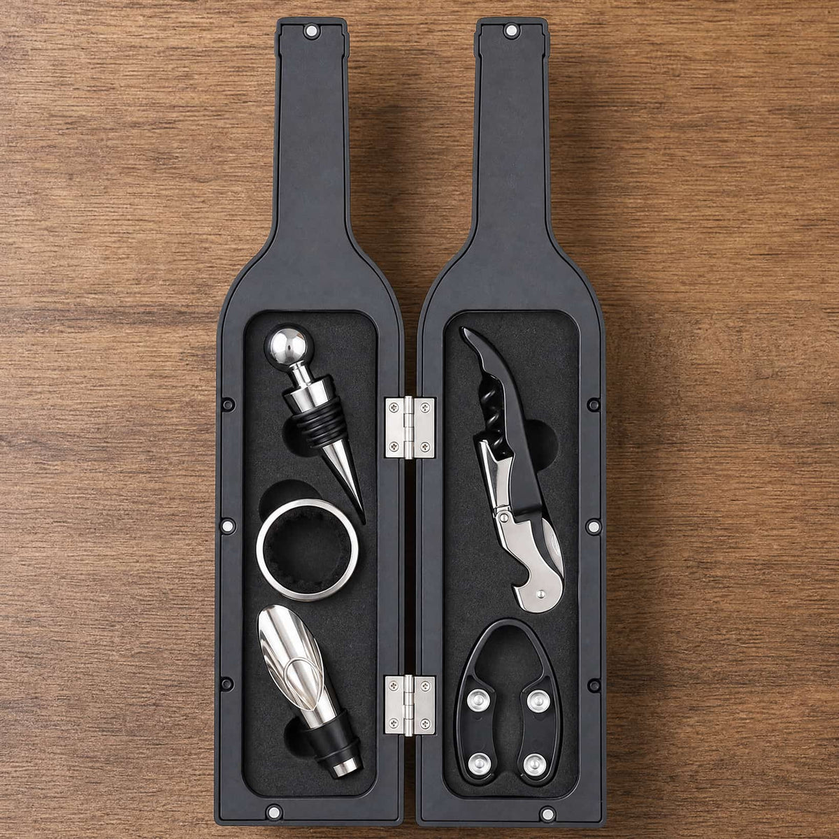 Wine Accessory Set — Bottle-Shaped Case with Corkscrew 3