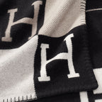 Wool-Cashmere Throw Blanket – Soft Classic Check Pattern 14