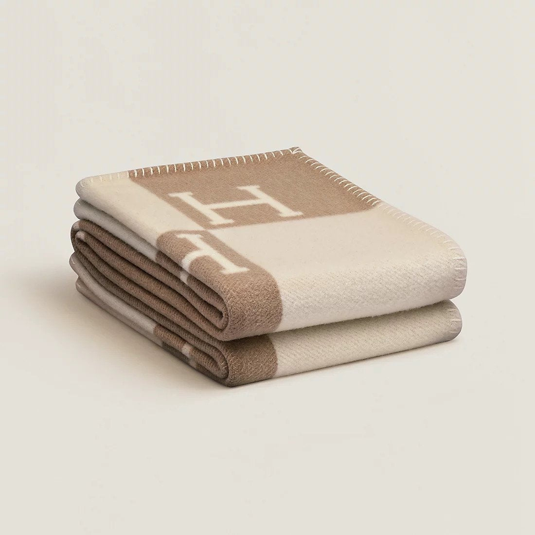 Wool-Cashmere Throw Blanket – Soft Classic Check Pattern 3